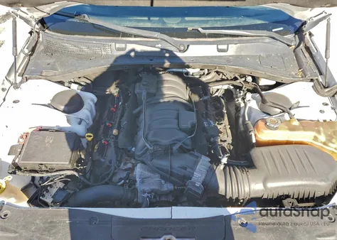 2018 Dodge Charger R/T 392 z USA, uszkodzony, nr VIN 2C3CDXGJ6JH297849